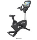 Life Fitness Platinum Club Series Upright Bike with Discover SE3 HD Console