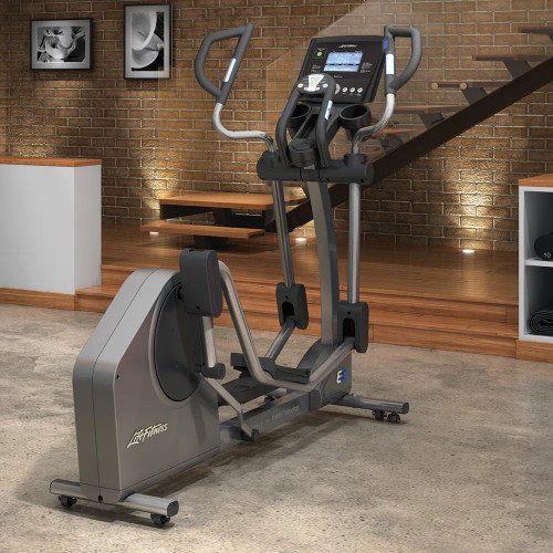 Life Fitness E3 Elliptical Cross Trainer with Track Connect 2.0 Console