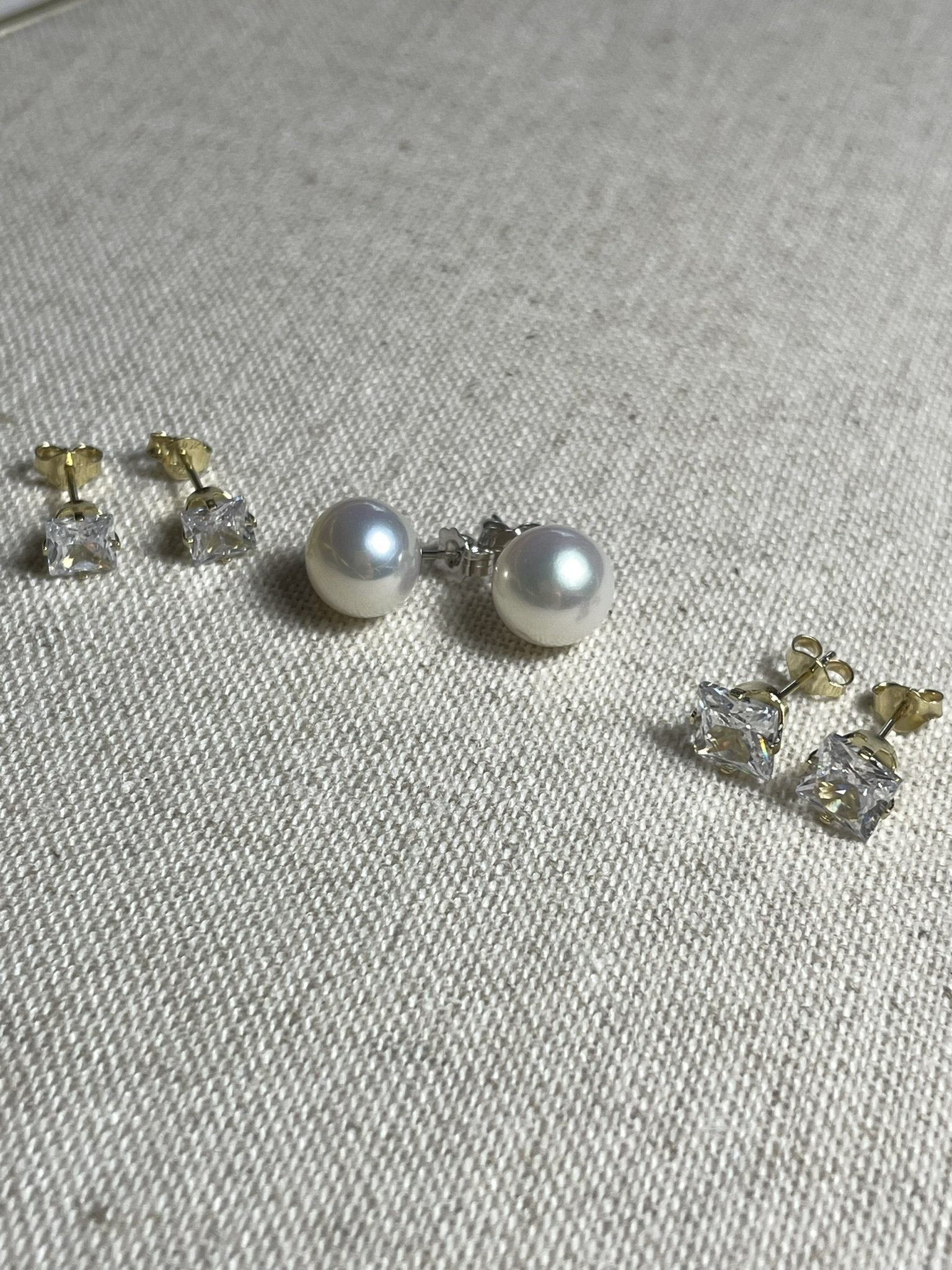 Marie studs