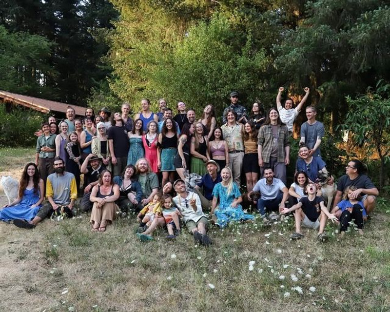 Community Building for a more Resilient Future