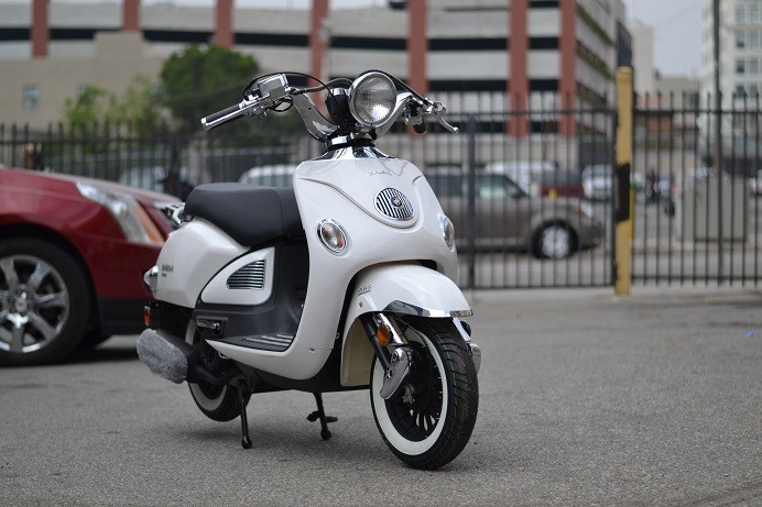 Buy The New Amigo Znen ZN150T-E5 Scooter, Order now Available for