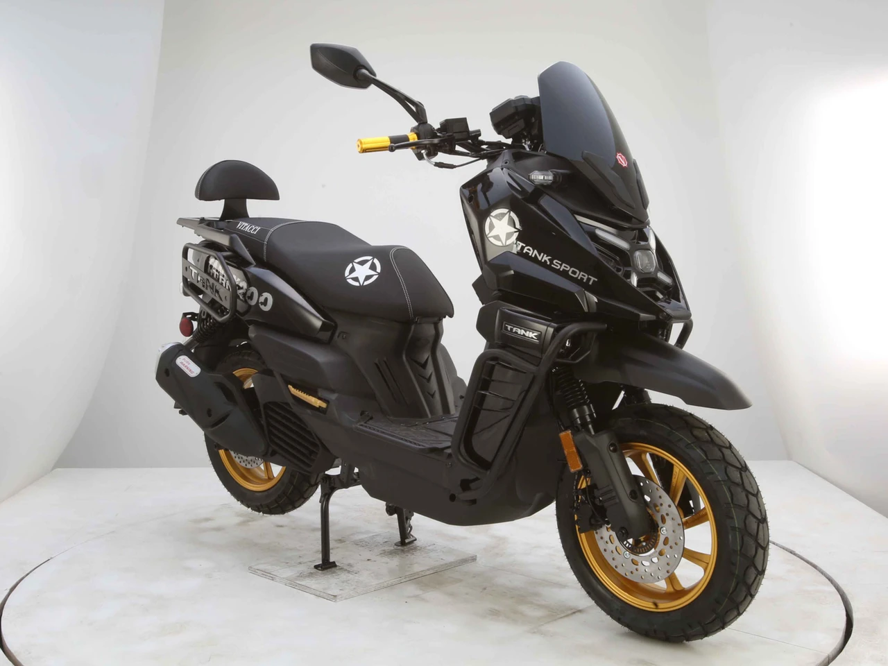 Vitacci Tank Sport X200 168cc Scooter | 360powersports.com