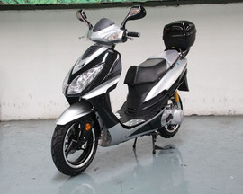 Roketa MC-75Y 150 Scooter, 4-Stroke, Single Cylinder, Air Cooled, Eletric /kick Start Roketa MC-75Y 150 Scooter, 4-Stroke, Single Cylinder, Air Cooled, Eletric /kick Start