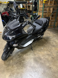 Display model - VITACCI RANGER 250CC LUXURY EDITION SCOOTER 4 STROKE, SINGLE CYLINDER, AIR-FORCED COOL