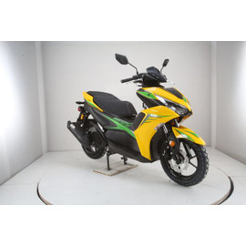 Dongfang Boss Motor 200CC Scooter, CVT Transmission, Push Start, Anti-Theft Alarm, 4-Stroke Dongfang Boss Motor 200CC Scooter, CVT Transmission, Push Start, Anti-Theft Alarm, 4-Stroke