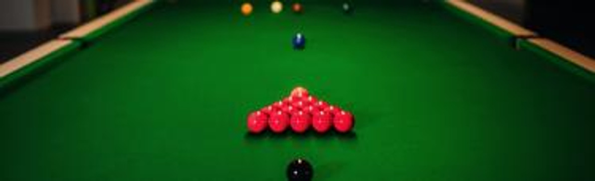 Snooker vs. Pool: Understanding the Distinctive Features of Two Iconic Games Snooker vs. Pool: Understanding the Distinctive Features of Two Iconic Games