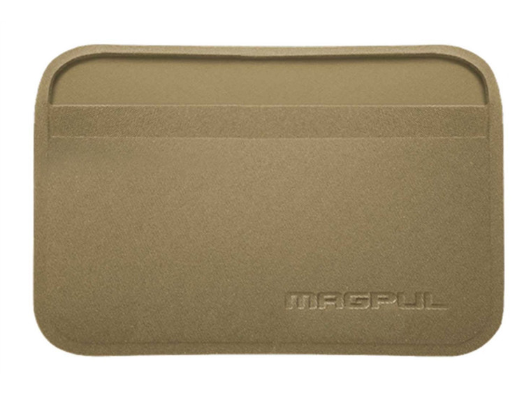 Magpul DAKA Everyday Wallet FDE Flat Dark Earth - Front View