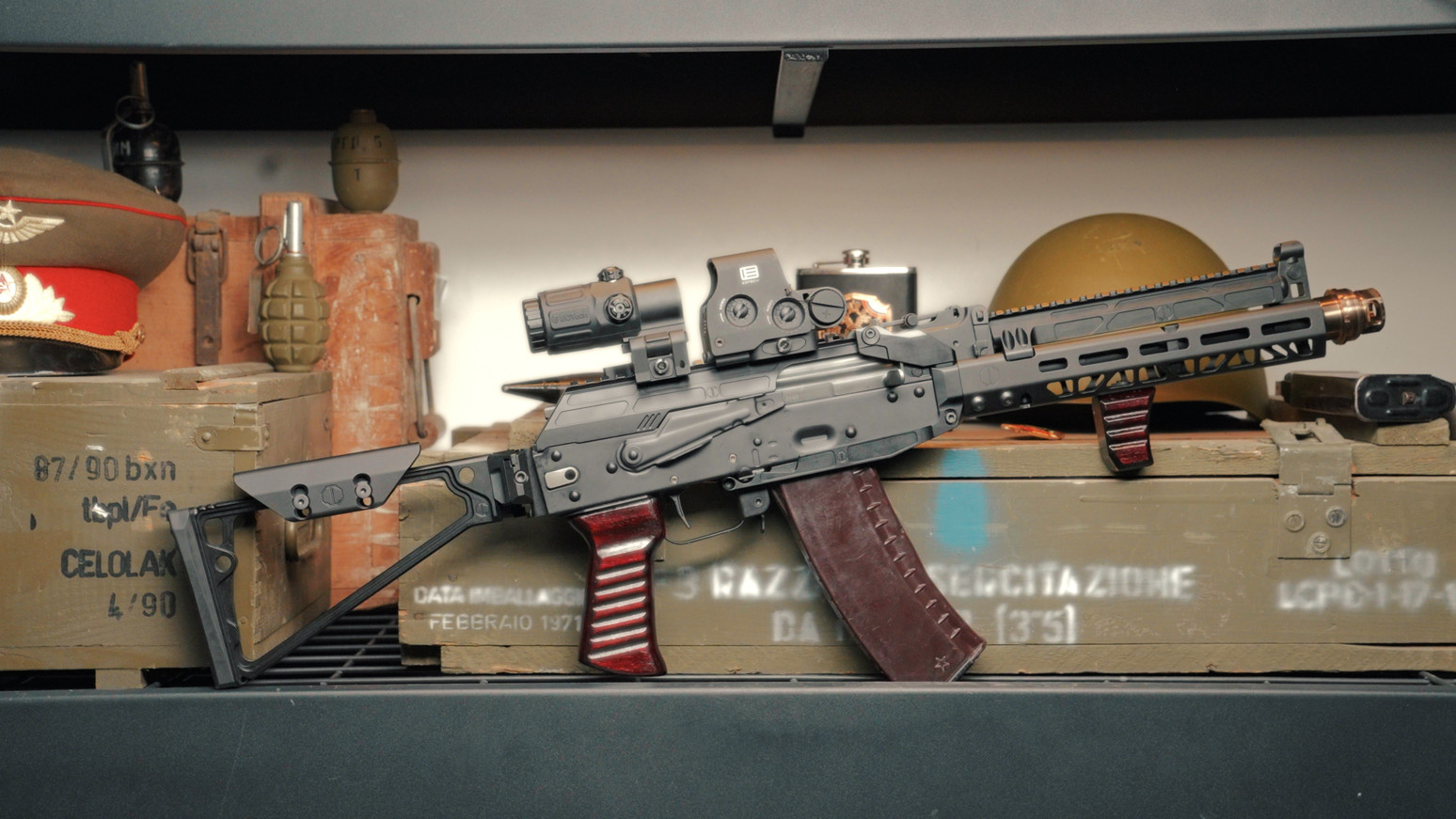 New Ribbed Laminate Furniture added to the Combloc Division Lineup!