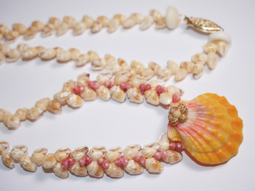 17 1/4" yellow Momi lenalena, pink Kahelelani and beautiful yellow-pink Sunrise shell necklace #1071
