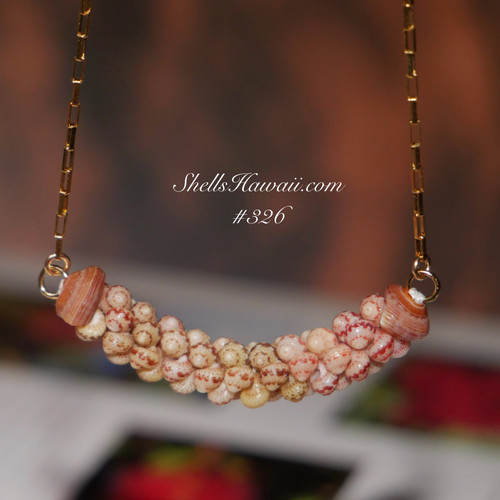 Authentic Niʻihau Kahelelani shell pendant necklace 17″ two-strand poepoe style with Keʻokeʻo and ʻŌmaʻomaʻo shells Authentic Niʻihau Kahelelani shell pendant necklace 17″ two-strand poepoe style with Keʻokeʻo and ʻŌmaʻomaʻo shells