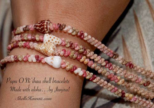 Niʻihau shell bracelet — 7″ herringbone style with Kahelelani and antique cone shell centerpiece, showcasing authentic Hawaiian craftsmanship Niʻihau shell bracelet — 7″ herringbone style with Kahelelani and antique cone shell centerpiece, showcasing authentic Hawaiian craftsmanship