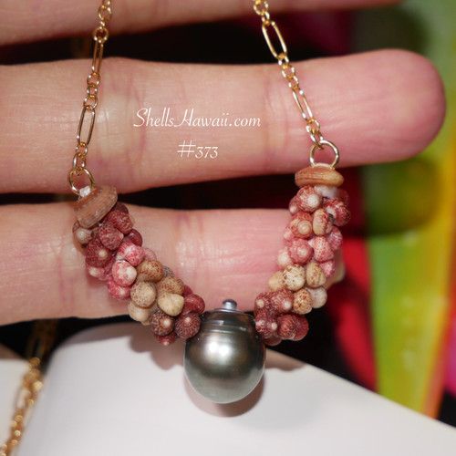 19" Kahelelani & Tahitian pearl necklace #373