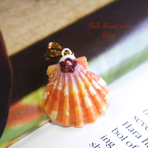 Pink, golden yellow, and white Hawaiian sunrise shell pendant with authentic Niʻihau shells and Kahelelani flower accent