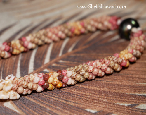 ニイハウ シェル レイ　ニイハウシェルのネックレス Niʻihau Shells Authentic Hawaiian Shell Jewelry – Genuine Shell Lei from Niʻihau