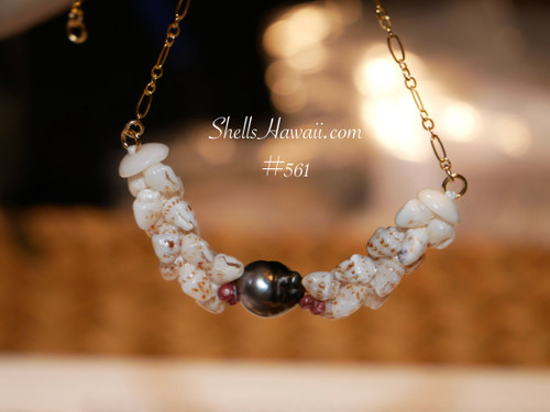 Shiny shell pendant necklace made with small colorful shells and pearl, elegant Hawaiian seashell jewelry from Niʻihau