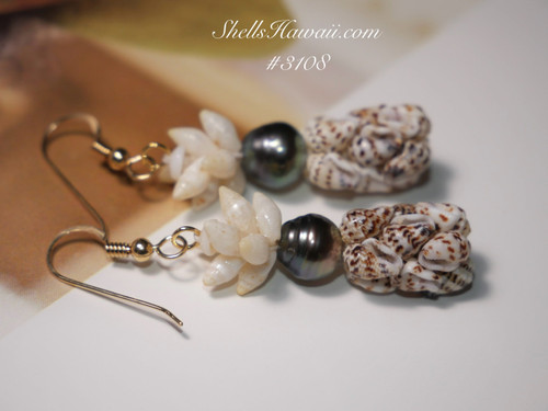 Niʻihau shell pineapple earrings design with Tahitian pearl, featuring Momi and Laiki shells in a handcrafted island style jewelry.