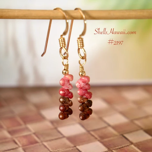 nier_2197
Cute handmade Hawaiian shell earrings featuring ombre Kahelelani shells in brown, red and pink tones, very dainty minimalist drop design made with size 10 Niʻihau shells