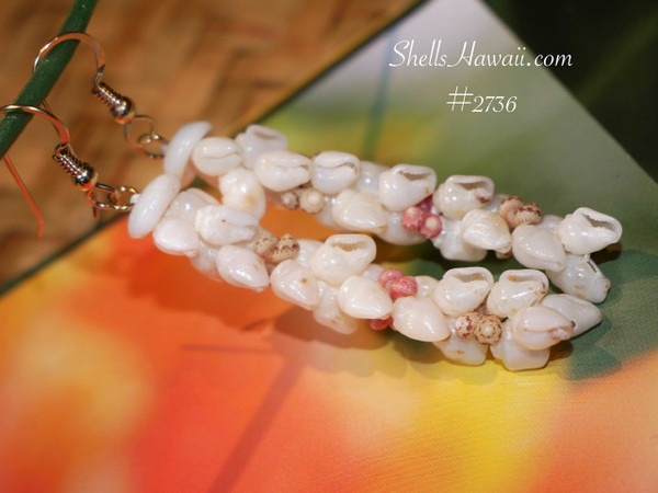 nier_2736
Kipona style Niʻihau shell earrings made with off white Momi shells with light blue undertone and pink flower Kahelelani shells Hawaiian shell jewelry