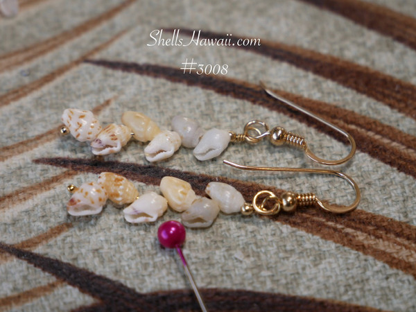 nier_3008
natural tone Niʻihau shell earrings momi shell drop earrings brown spotted light yellow blue pearl white Hawaiian jewelry