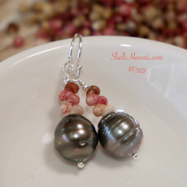 nier_3121
Niihau Kahelelani shell earrings with Tahitian pearl dangle, off white pink burgundy light brown shells, minimalist Hawaiian jewelry gift