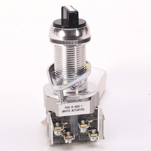 SWITCH SELECTOR 800H TIPO 7 Y 9 3 POSICIONES MANTENIDA 1NO 1NC - 800HJP2KB7AAXX