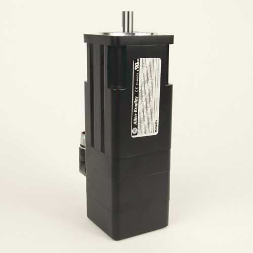 SERVOMOTOR MPL, 460V, 5000RPM, FRAME 75MM, ENCODER UNA VUELTA, CON CUNA, CON FRENO, 0.86KW - MPLB230PEJ74AA