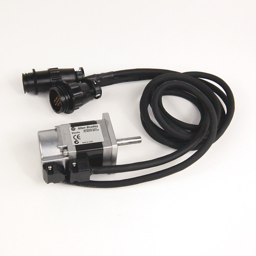 SERVOMOTOR SERIE TL, 230 VCA, TAMAÑO DE BASTIDOR 1 = 46 MM, NEMA 17, 5000 RPM - TLYA120PBJ62AA