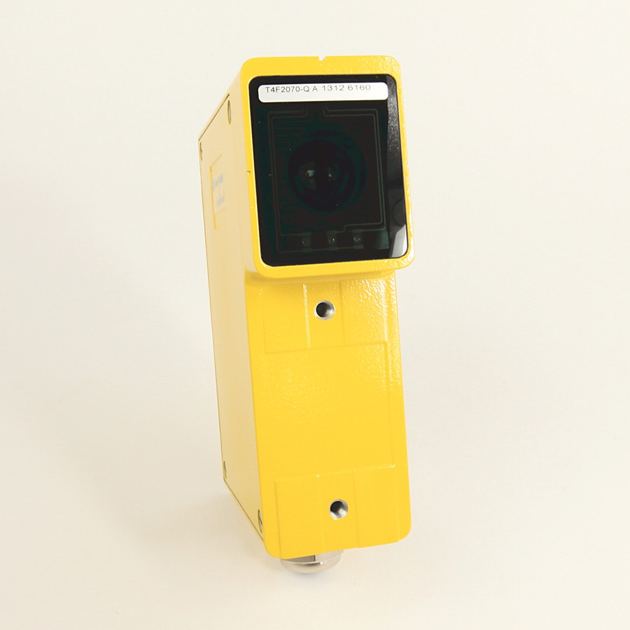 Cámara Terminal con Cable Gland,0 a 70metros,24VDC - 440LT4F2070Q
