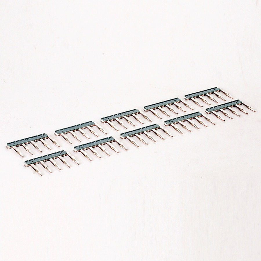 PUENTE CENTRAL CON TORNILLO, 5 POLOS, COLOR NEGRO, PARA BLOQUES DE TERMINALES 1492-R. - 1492CJRA105