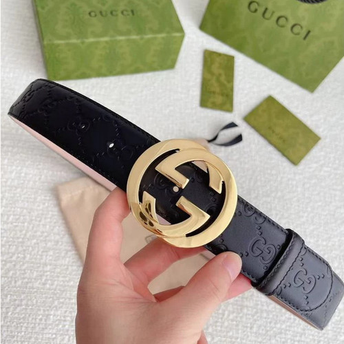 Gucci GG Gold Buckle Mens Black Leather Belt BGG004