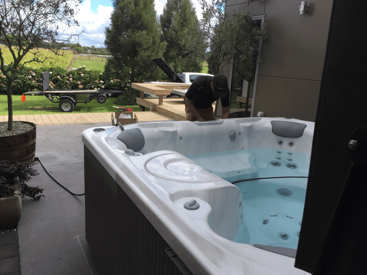 hot spring spa service Tauranga Rotorua Whitianga Whangamata Papamoa Mount Maunganui Raglan Tairua Pauanui  Matarangi 