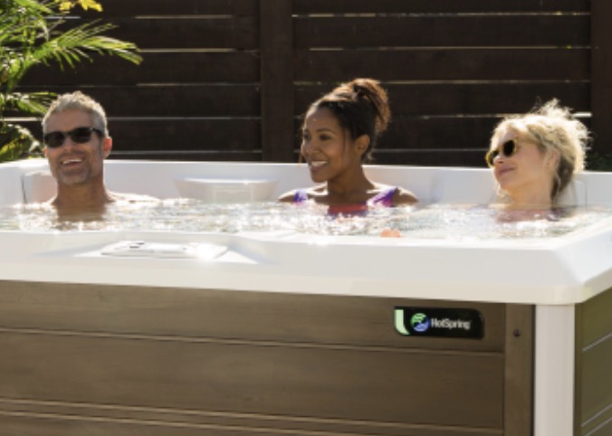 Get Your Spa Summer Ready with These Spa Essentials