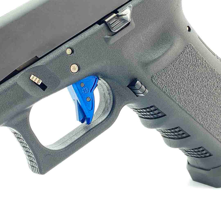 Cross Armory Enhanced Flat Faced Trigger | For Glock Gen 1 - 4 & P80 | 9mm | Includes Bar / Drop-In Shoe / 3.5LB Connector | Blue / Blue | CRGTB-BL Cross Armory Enhanced Flat Faced Trigger | For Glock Gen 1 - 4 & P80 | 9mm | Includes Bar / Drop-In Shoe / 3.5LB Connector | Blue / Blue | CRGTB-BL