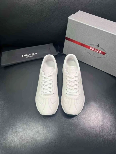 Prada Sneakers White Leather Lace-Up