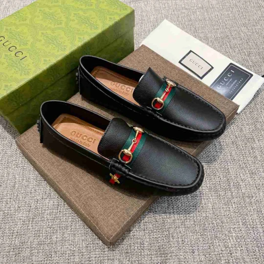 Gucci Loafers Black Leather Horsebit Detail 4