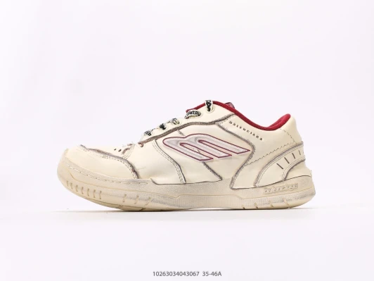 Balenciaga Sneakers Cream Wing Logo Lace-Up