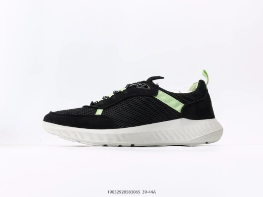 ECCO Athletic Sneakers Black Mesh Suede Light Green Accents FZ3055-100