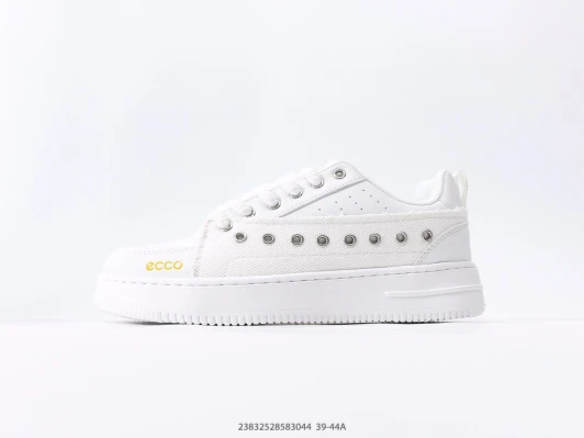 Ecco Shoes White Leather Sneakers FZ3055-003