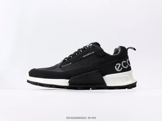 Ecco Sneakers Black Waterproof Textile