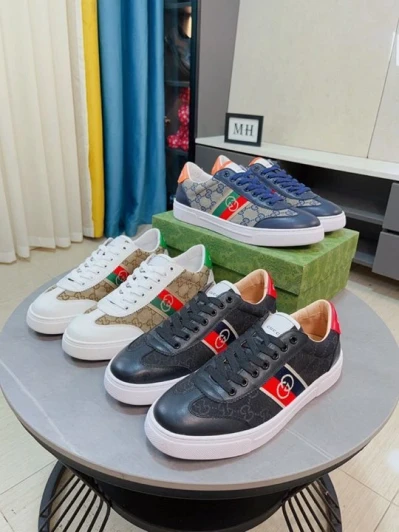 Gucci Canvas & Leather Sneakers Beige/White Red Green Stripe