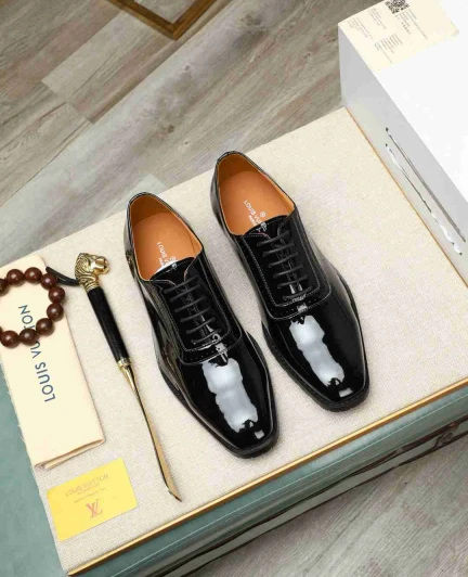 Louis Vuitton Oxford Shoes Patent Leather Black