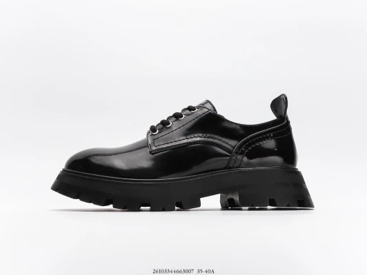 Chunky Sole Derby Shoes Black Patent Leather