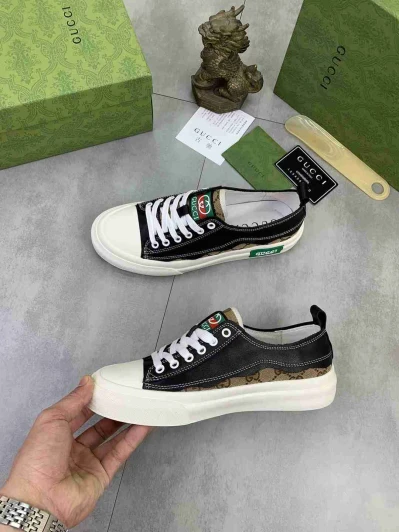 Gucci Black Canvas Low Top Sneakers With Monogram
