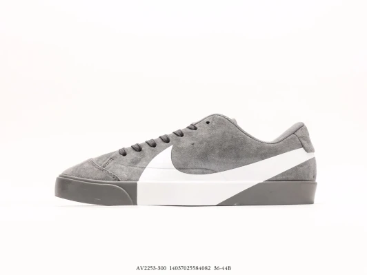 Nike Suede Low Top Sneakers Grey White AV2253-300