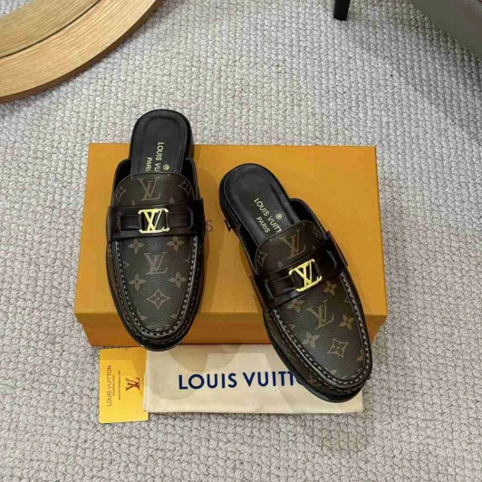Louis Vuitton Mules Brown Monogram Leather Slip-On Loafers Louis Vuitton Mules Brown Monogram Leather Slip-On Loafers