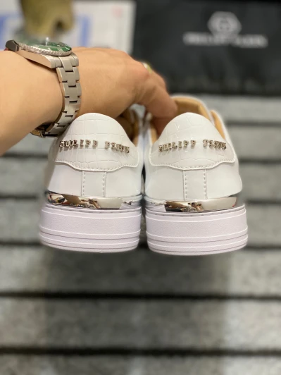Philipp Plein White Leather Sneakers With Silver Detail Philipp Plein White Leather Sneakers With Silver Detail