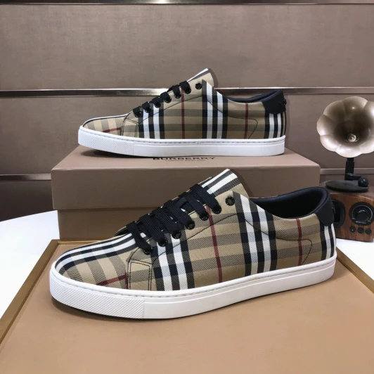 Burberry Low-Top Sneakers Beige Plaid Canvas Leather Trim