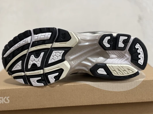 Asics Gel-Kayano 14 White Silver Mesh Running Shoes 2