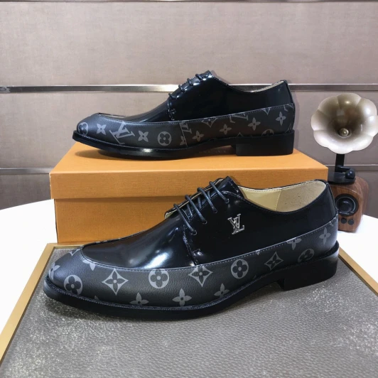 Louis Vuitton Black Leather Dress Shoes Monogram Detail