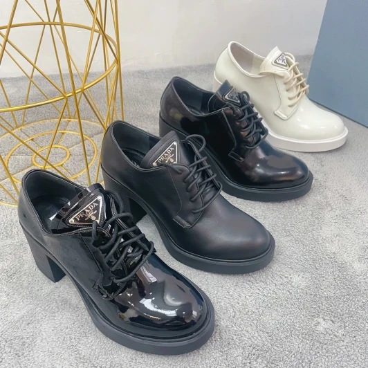 Prada Oxford Shoes Black Patent Leather Lace-Up Chunky Heel